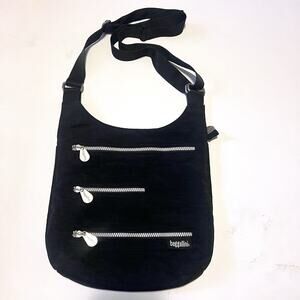 Baggallini Crossbody Hipster Travel Bag Black Nylon Triple Zip Adjustable Strap